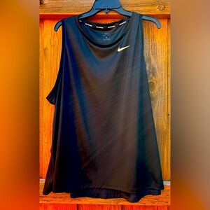 Nike Dri-Fit Runners Black Tank Top. Size 3X.